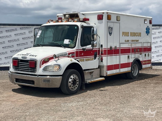 2003 Freightliner M2 106 Ambulance