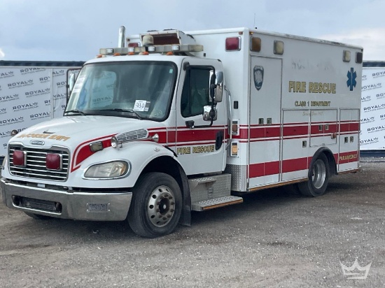 2004 Freightliner M2 106 Ambulance