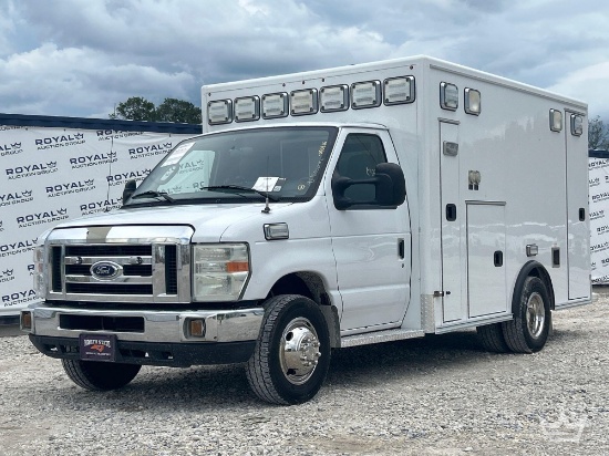 2018 Ford E-350 Ambulance