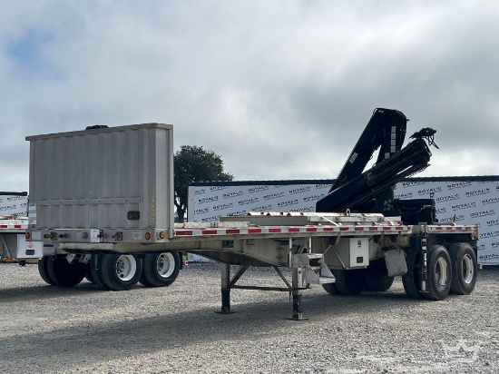 2005 Clark Trailers 48ft. T/A Flatbed Trailer w/ 2011 HIAB 166B-2CLX 7.5 Ton Rolling Loader Crane