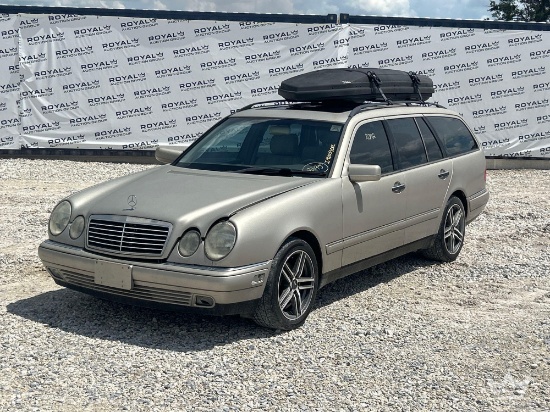 1999 Mercedes Benz E320 Wagon