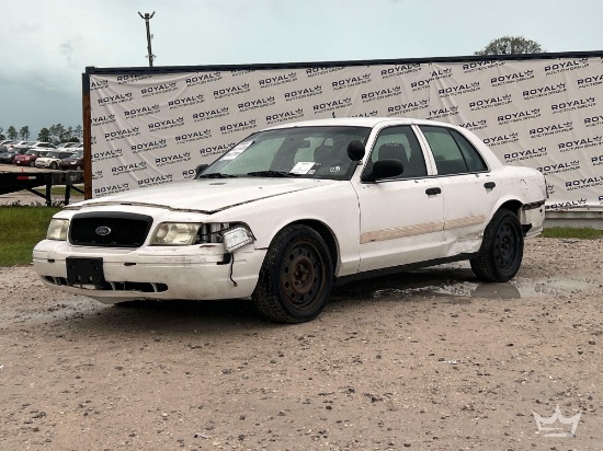 2010 Ford Crown Victoria Sedan