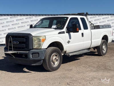 2015 Ford F-350 4x4 Ext. Cab Pickup Truck