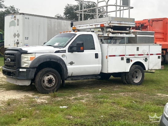 2012 Ford F-450 Signalier Scissor Lift Truck