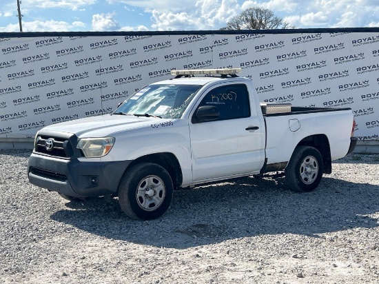 2014 Toyota Tacoma Pickup Truck