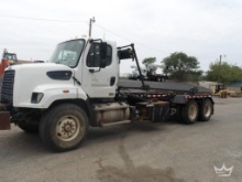 2016 Freightliner 108SD T/A Roll-Off Truck