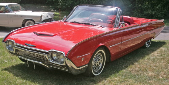 1962 Ford Thunderbird