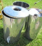 (3) Trash cans with (2) lids.