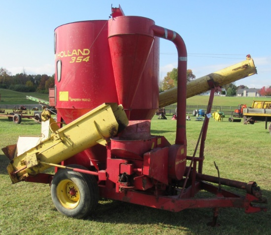 New Holland 354 Grinder/Mixer.