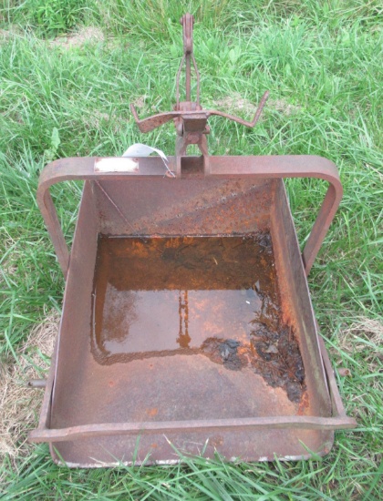 Blackhawk Lift Scoop.