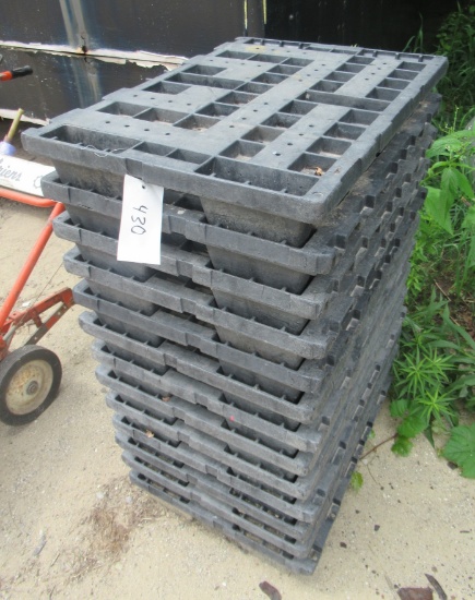 (13) Plastic Trays.