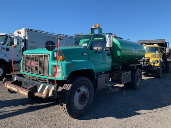 2002 GMC C8500 Water Truck