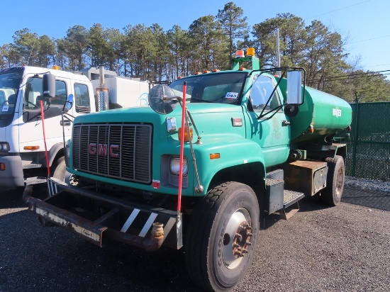 2002 GMC C8500 Water Truck