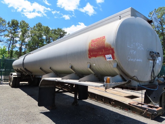 1978 7000 Gallon Tanker Trailer