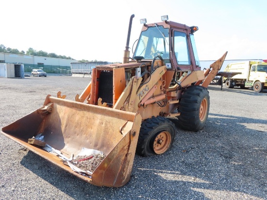 Case 780C Backhoe