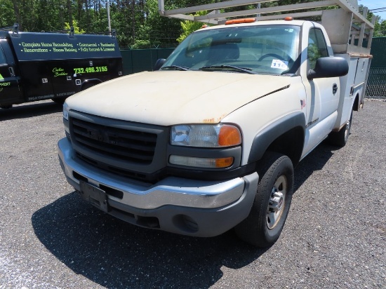 2007 GMC 2500HD Utility Truck 4x4