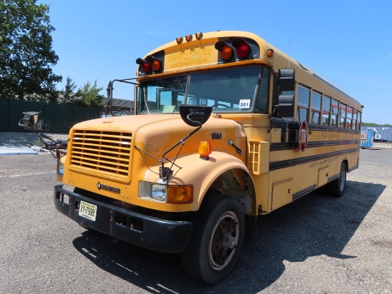 1999 International Blue Bird Bus