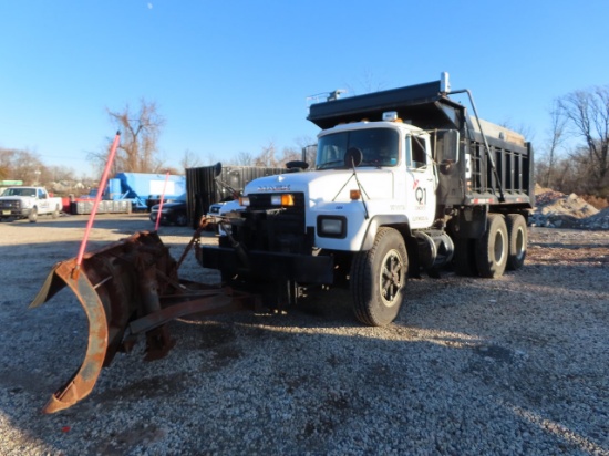 Mack Tandem Dump w/ Plow