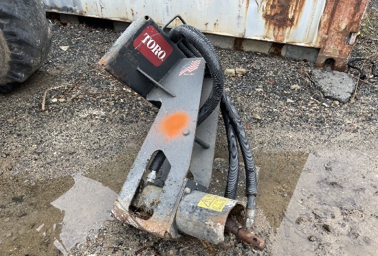 Toro Attachment