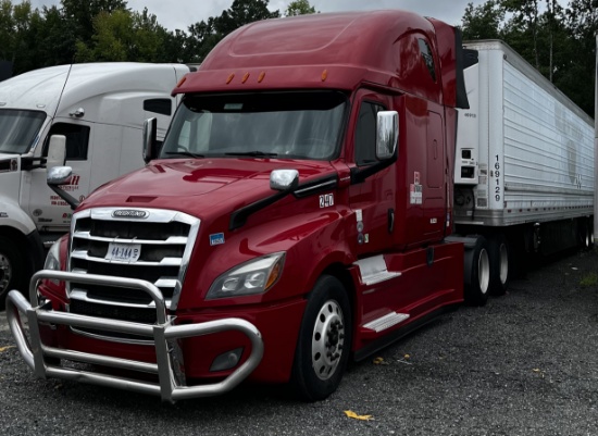Combination Lot Truck + Trailer