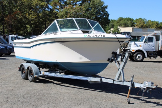 1986 Grady White Tournament 22’ w/ Trailer