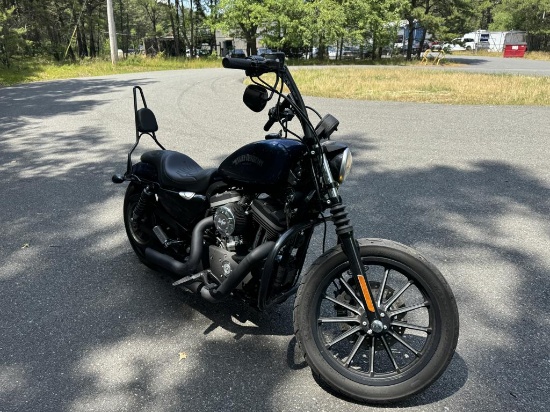2012 Harley Davidson 883 Iron Sportster