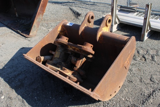 48” Caterpillar Bucket w/ JRB Coupler