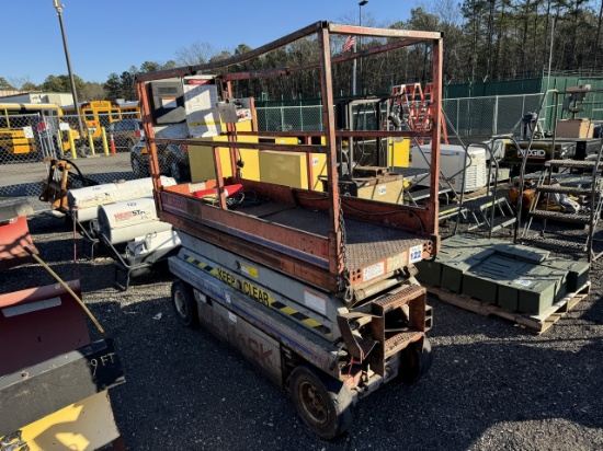 Skyjack  3220 Scissor Lift