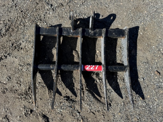 AGT 19" Bucket Grapple Attachment