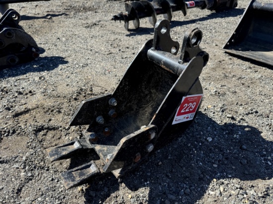 AGT 7" Excavator Bucket