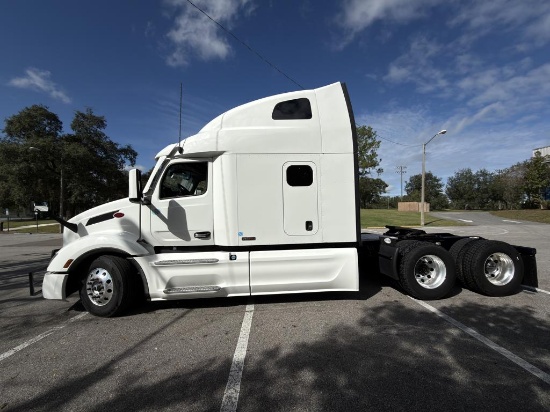 2024 Peterbilt 579 UltraLoft (Dade City FL)