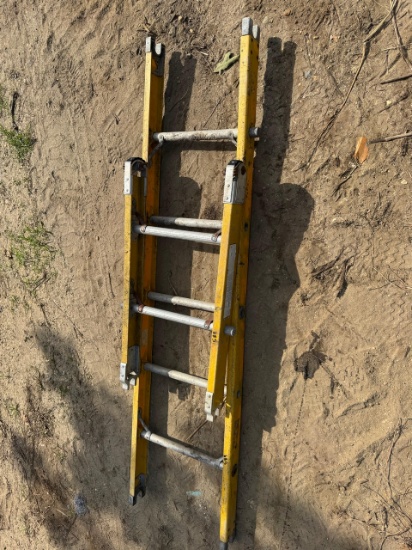 Fiberglass / Aluminum Ladder