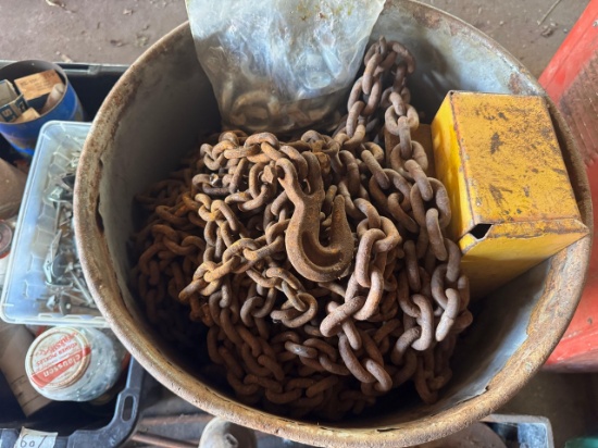 Heavy Chain with Lifting Rings and Hardware