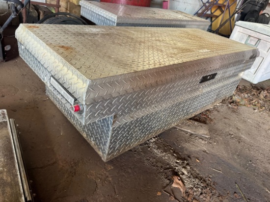 Aluminum Diamond Plate Tool Box with Assorted Tools