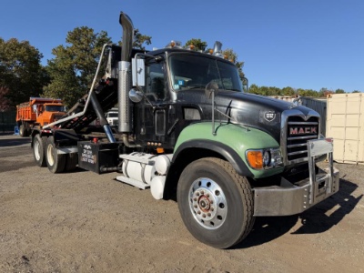 2004 Mack CV713 Granite Roll-Off