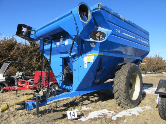 J & M 750 – 18 Single Axle Grain Cart