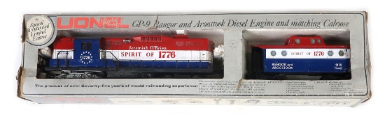 Toy Lionel Train, Spirit of 1776 diesel engine & caboose, Exc untested cond