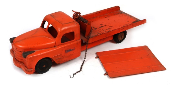 Flatbed Rollback Wrecker Tow Truck, by Structo Toys-Freeport, Illinois. 195