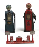 Toy Petroliana Collectibles, pair of model pumps & Tootsietoy Island, VG