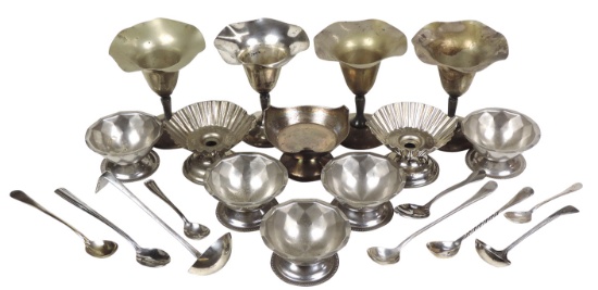 Soda Fountain Items (21), variety of vintage metal cup holders, spoons & co