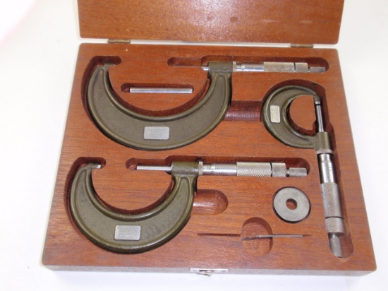 A Cased Set Of Lufkin Micrometers