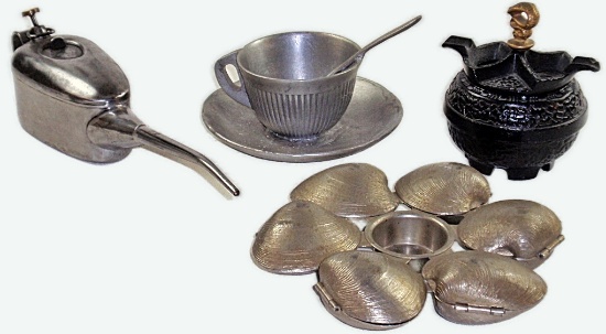Lot of misc. metal things (4)