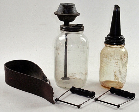 Lot of misc. vintage things for him (5)