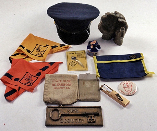 Lot of misc. vintage things (12)