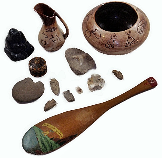 10Pc Native American Pottery & Artifacts