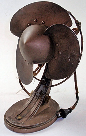 A General Electric Oscillating Fan