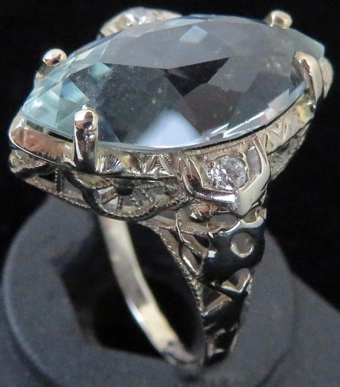 Antique 14K White Gold Art Deco Ring with blue & clear stones. Approx 3.8 grams.