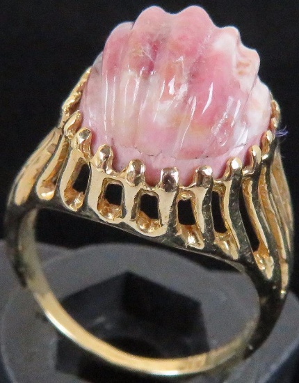 Ring marked 14K with pink stone. Approx 6.2 grams.