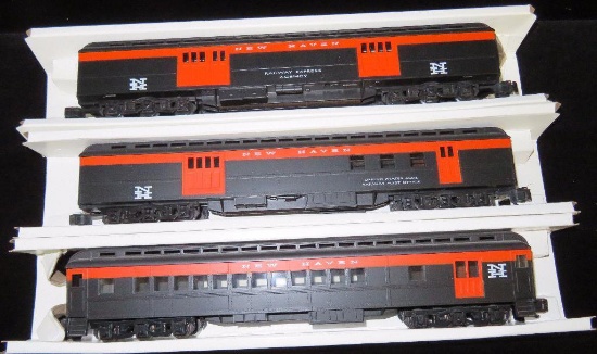 Lot of (5) American Models New Haven Passenger Cars. In box.