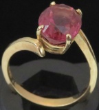 Ring marked 14K with pink stone. Approx 2.8 grams.